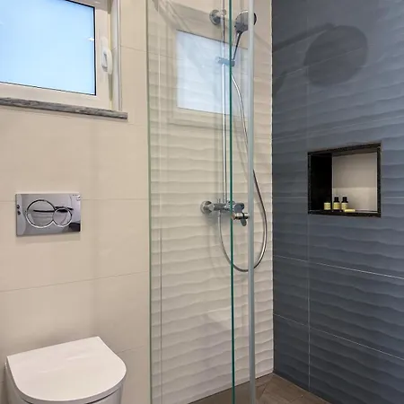 Вилла Nova En-suite Luxury, Private Pool, Sea View Албуфейра